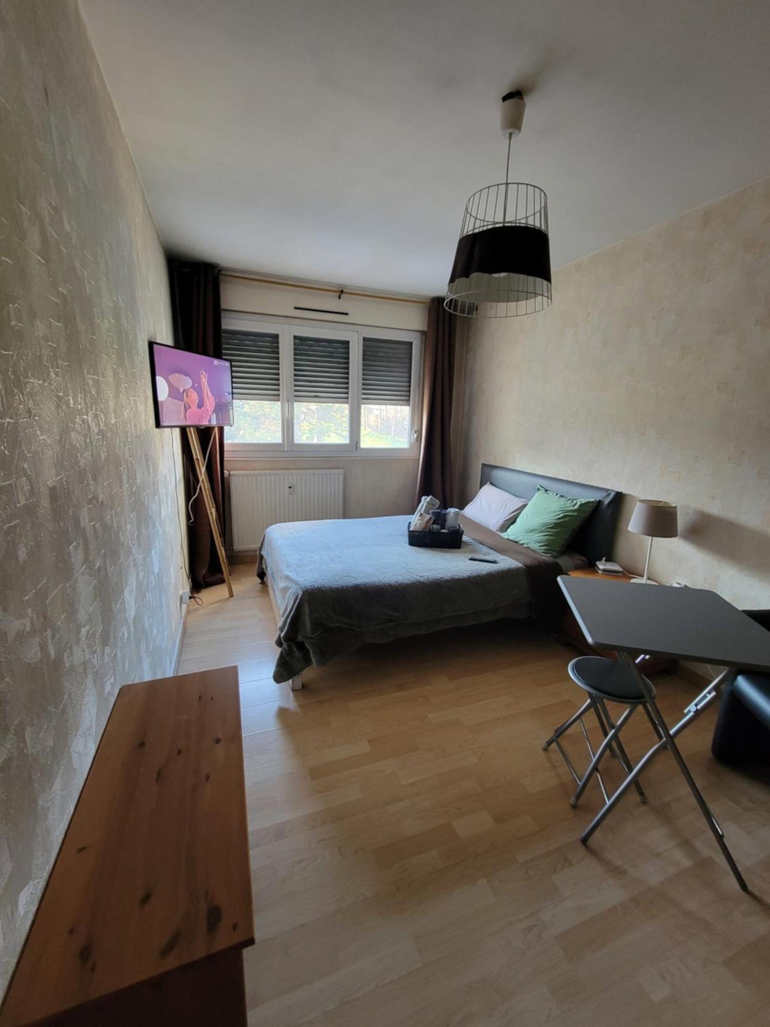 Échirolles Pour Deplacement 3 Chambres מראה חיצוני תמונה